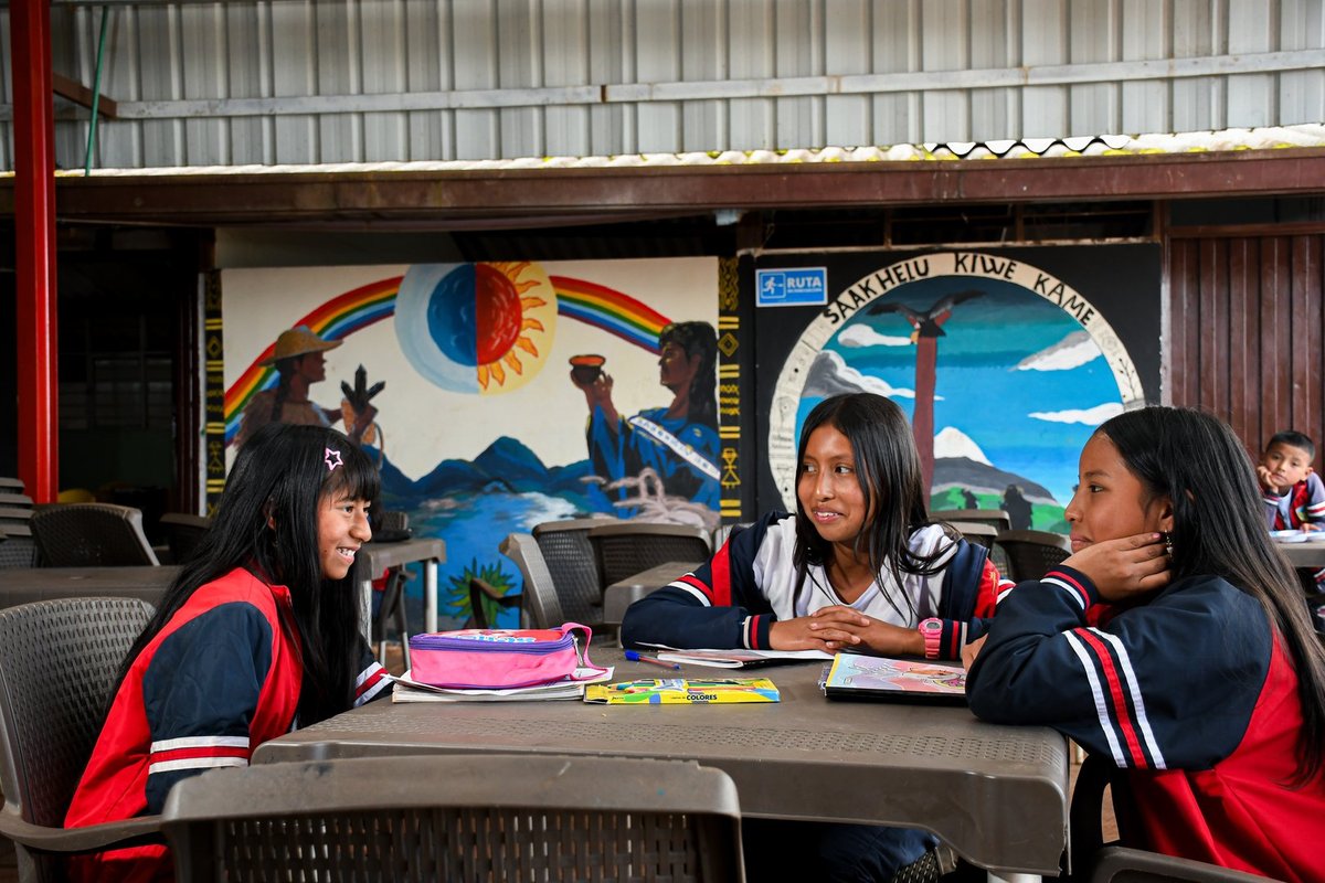 I.E. Agroambiental Agua Clara: Transformando el Territorio desde el Corazón de la Tierra